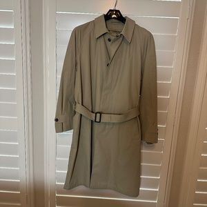Nice Removable Lining All Weather Rain Overcoat - NEW 42Reg